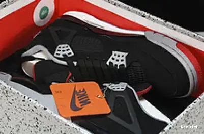 4 - JORDAN (2019)  CEMENT BRED 308497-060 BLACK 0703